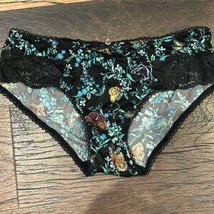 VS Body by Victoria panties size med met